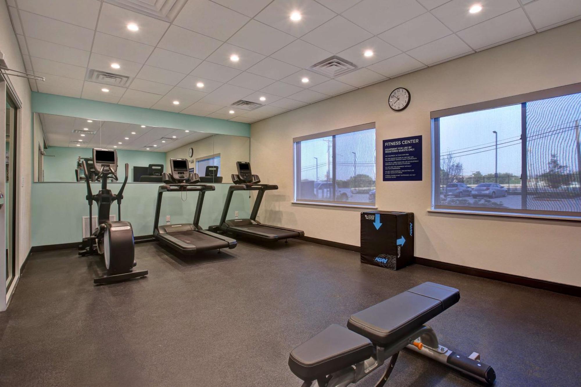 Tru By Hilton Grand Prairie Hotel Ngoại thất bức ảnh